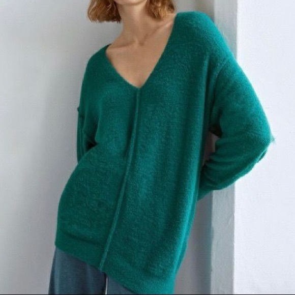 NWOT Aritzia Wilfred Free Hush Knit V-Neck Sweater in Teal - Picture 1 of 4